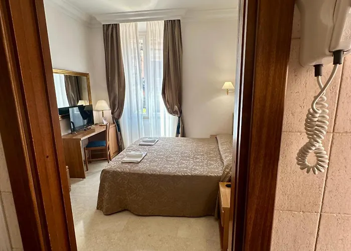 Principe Di Piemonte 3* Rome